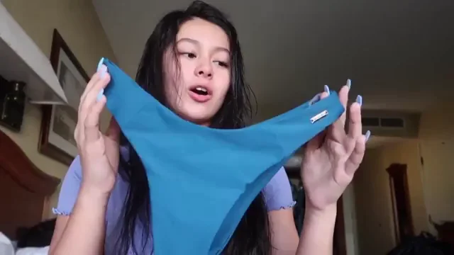 IG Slut Kimmy Stretches Her Tight Blue Thong Wide Open