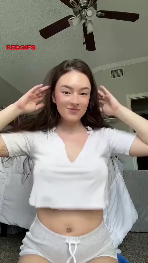 Your best friend finally decides to show you her huge tits, what’s your response? ;)