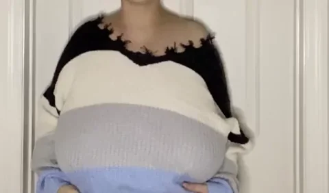 No Bra, No Fucks Given 😈🍈🍈