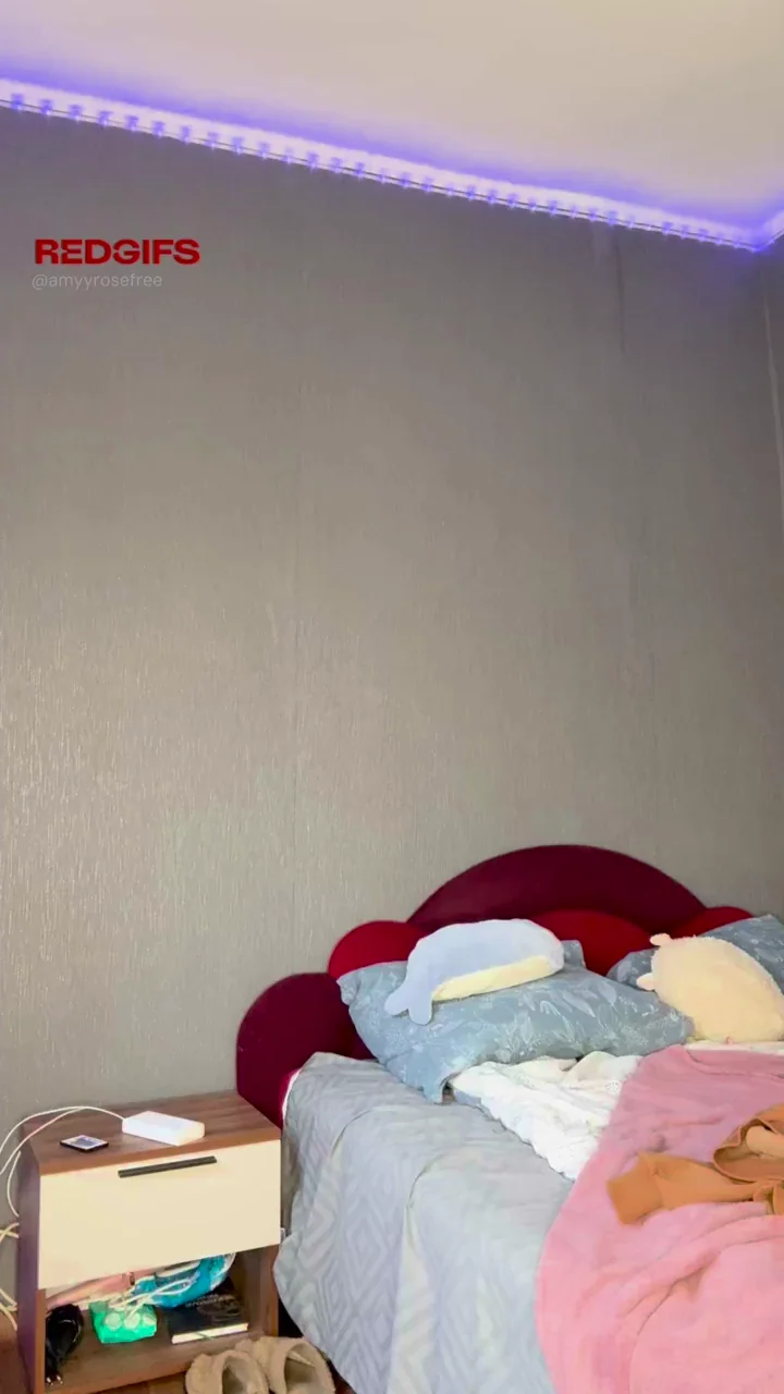 Pretty 19yo teenager