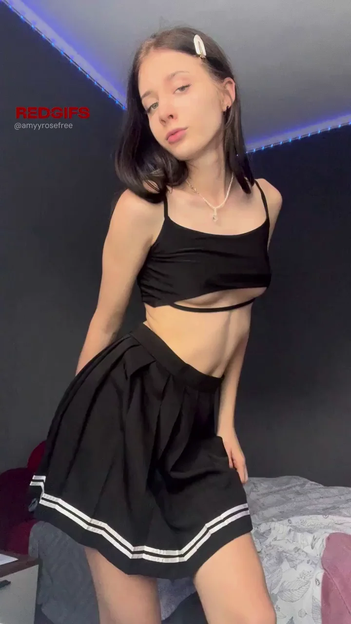 Cute 19yo girl