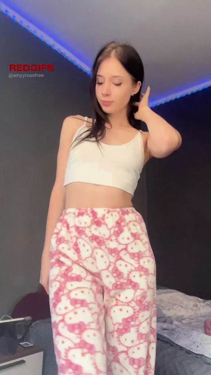 19yo student with cute body