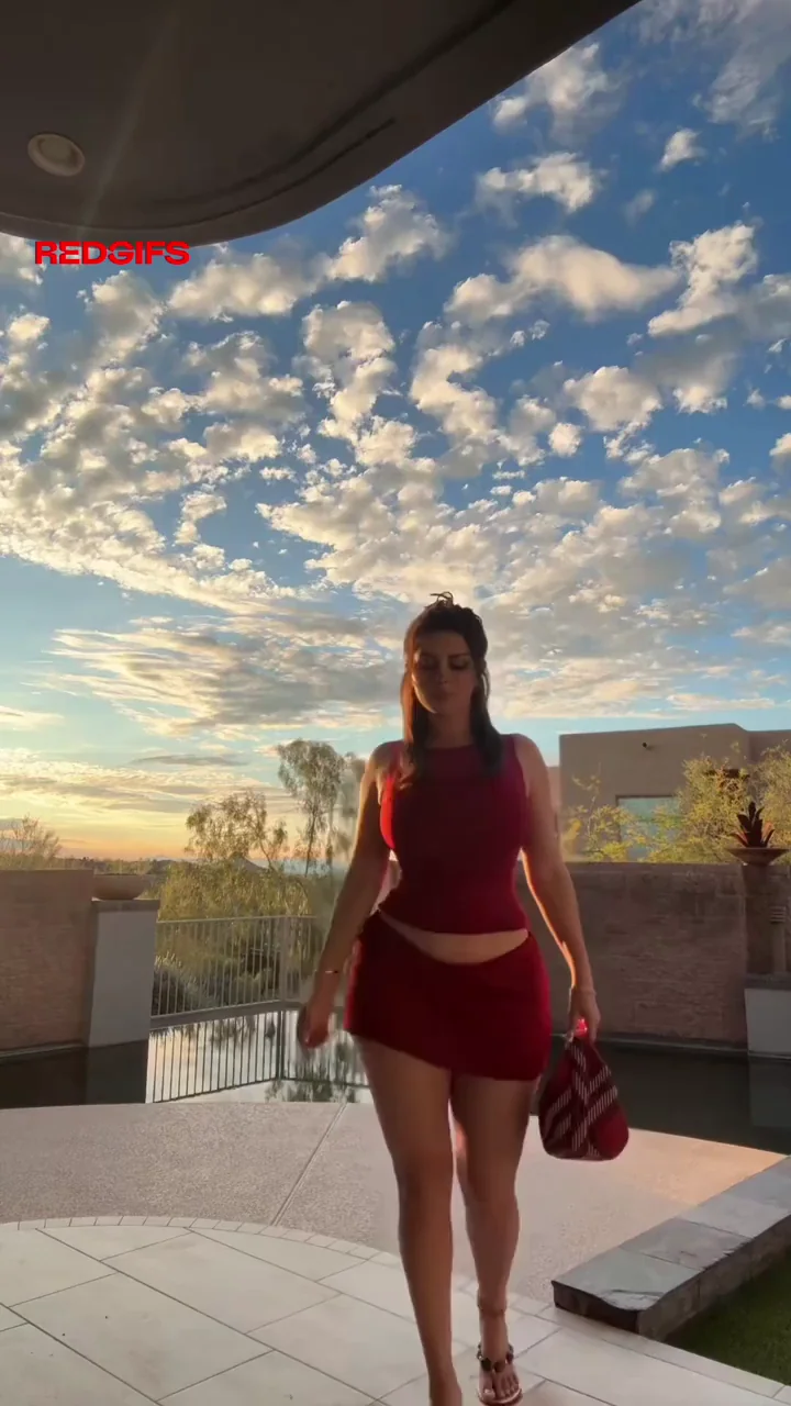 Big tits and wide hips