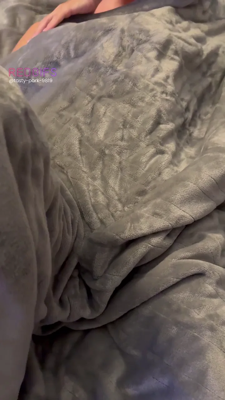 (f)45 Woke up kinda horny this morning