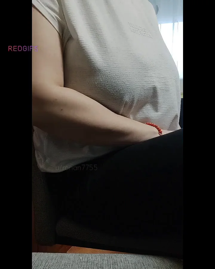 Thick 40+ MILF Teases Her Massive Jugs & Sweet Heart