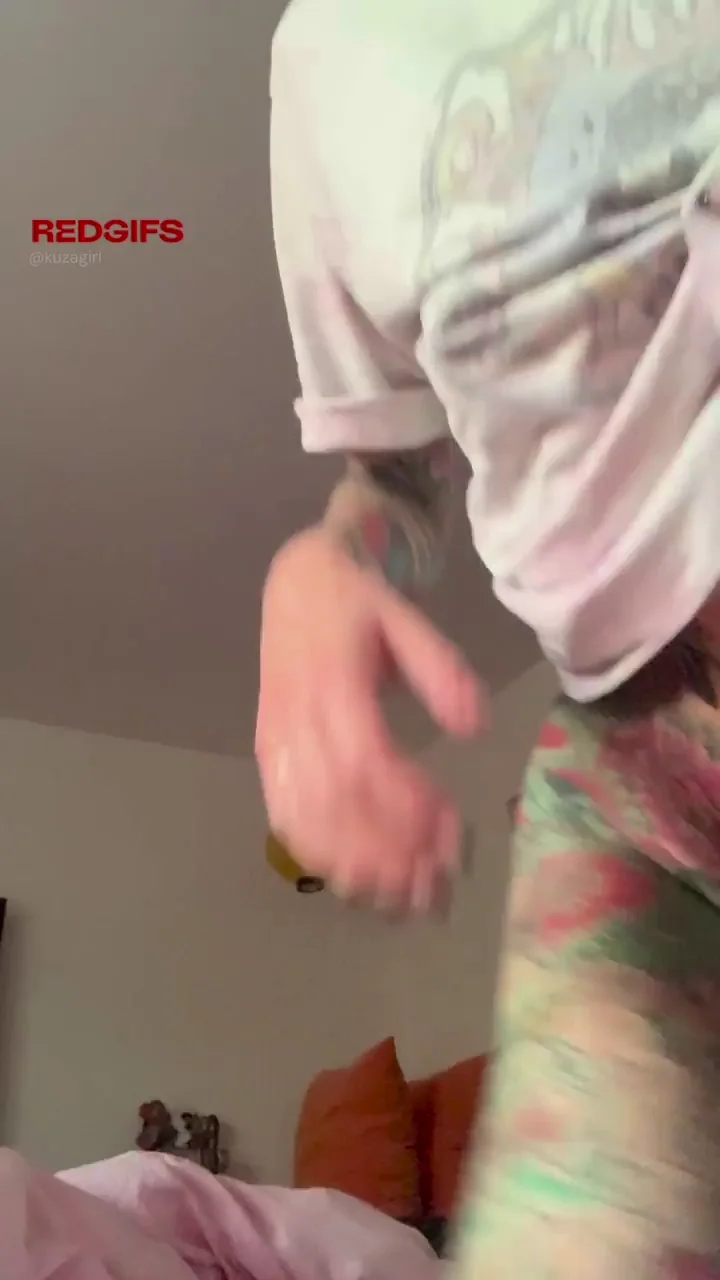 Woke Hubby Up with My Juicy Tits Tease 😈🍈🍈