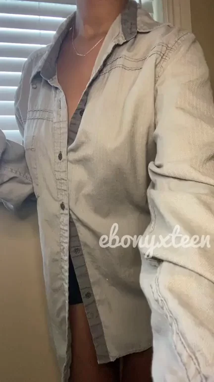 Ebony Babe's Massive Tits Bigger Than You Thought? 🍫💦