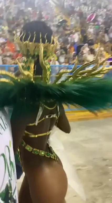 Carnival Slut's Tight Ass Jiggles in Emerald Thong