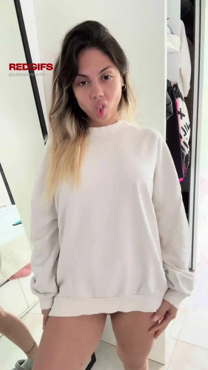 Barely Legal Tease Shows Off Tiny Pussy & Juicy Big Tits 😈🍑