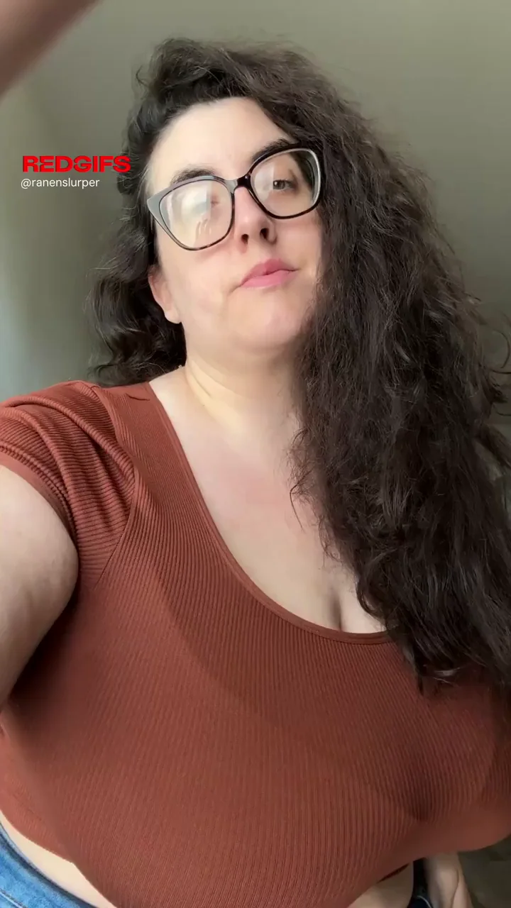 Your nerdy fuck buddy loves sending you videos of her fat tits