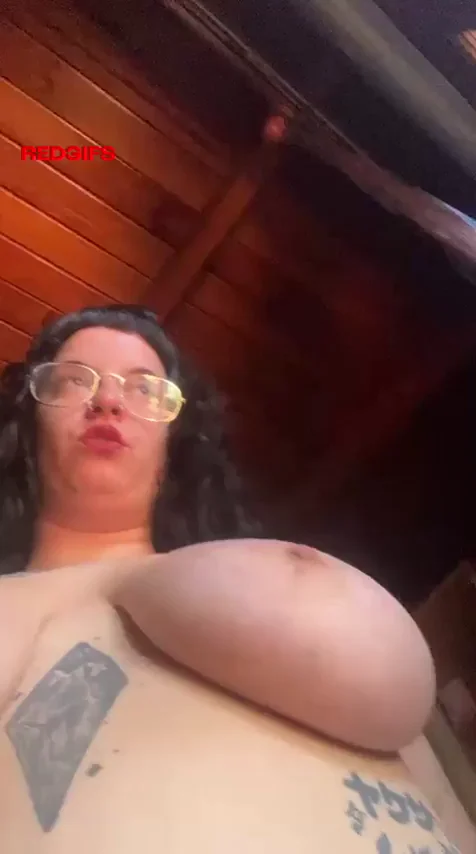 Suck My Massive Goth Titties While I Squeeze 'Em for You, Baby 😈💦