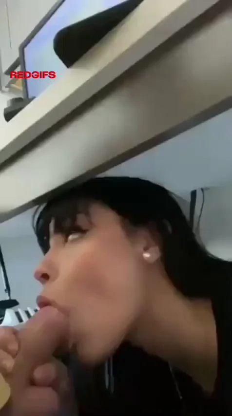 Blowjob under the desk