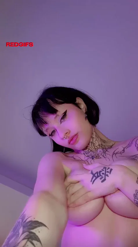 Goth Babe's Massive Natural Tits Bouncing Wild 💥🍒