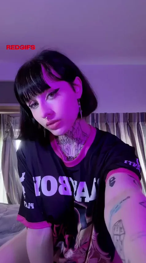 Gaze Into My Hypnotic Eyes While My Massive Tits Bounce 😍🔥