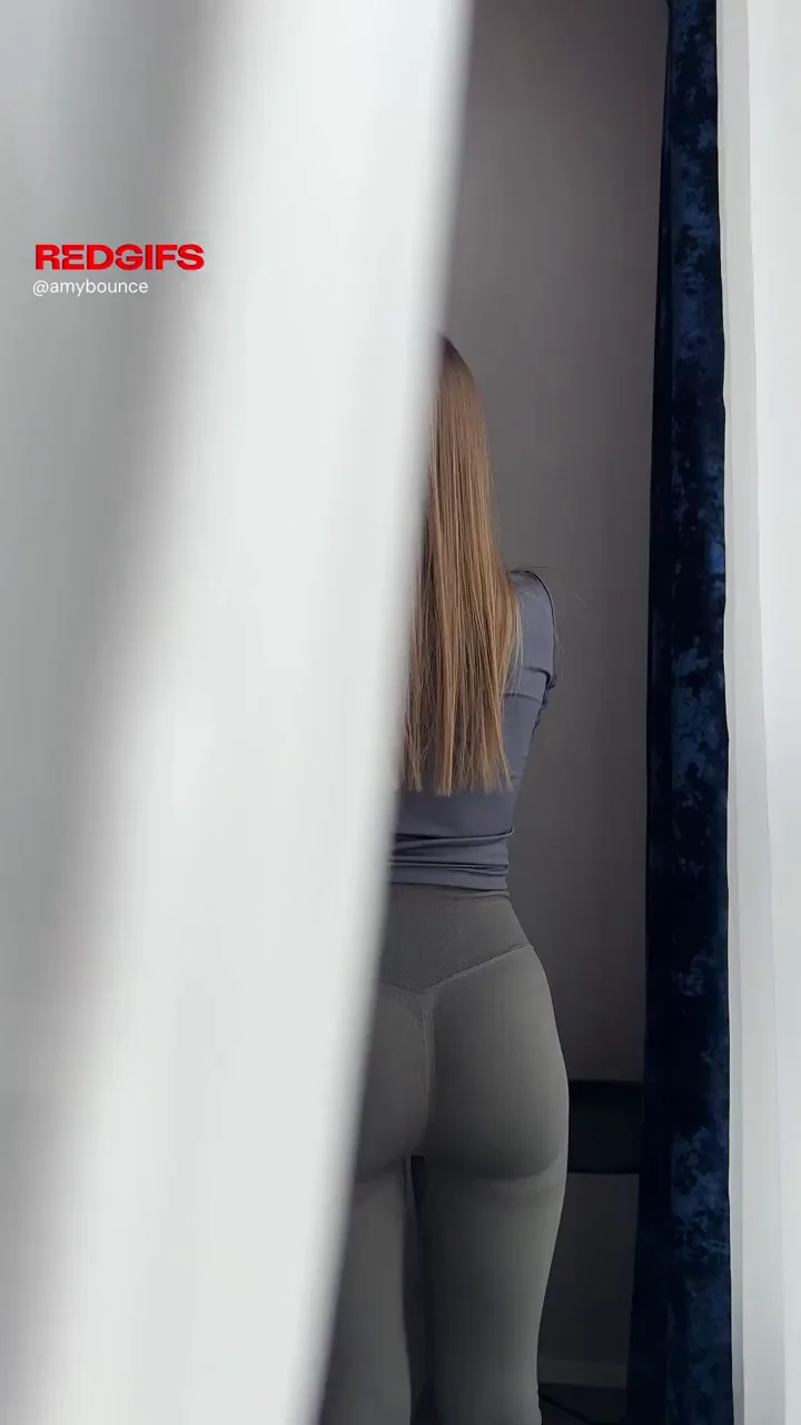 Filmed slutty blonde after class