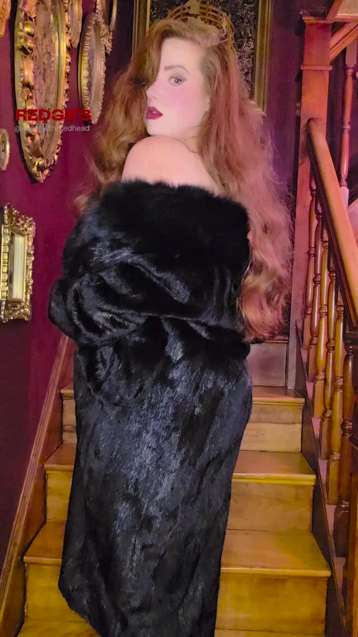 You come home from the office..them cum in me