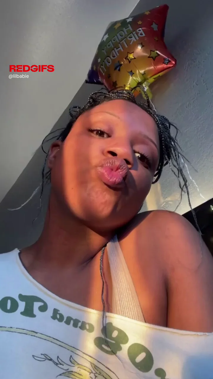 It’s GOLDEN HOUR!!! Let’s show off our BEAUTIFUL skin! Me first…