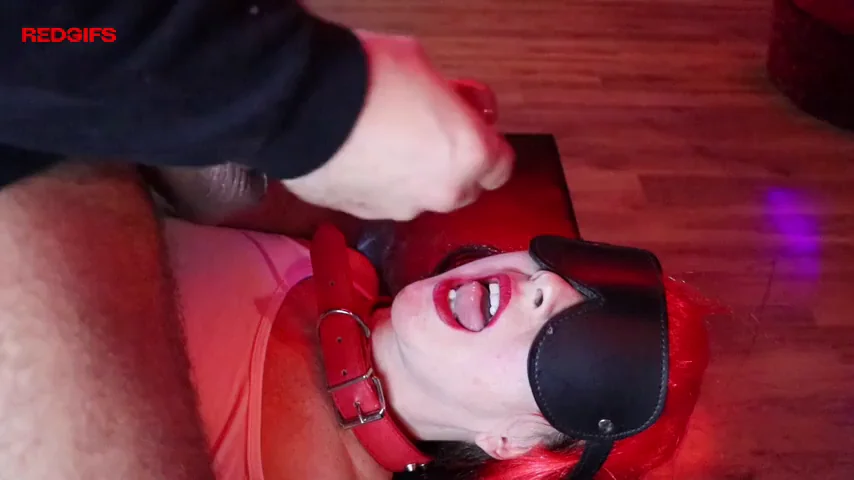 💦 Draining My Balls on Slave's Face 😈🔒