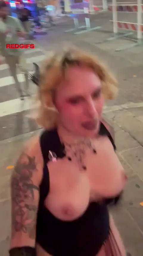 The 6th street distraction