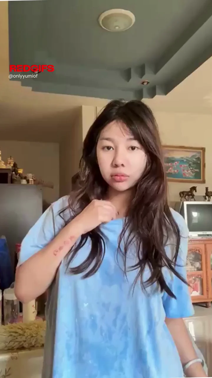 Be honest, do you think I'm sexy?