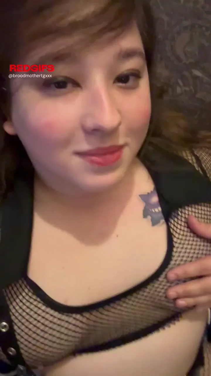Trans Slut's Ass Does Dildo Tricks! 🍑🍆🤭