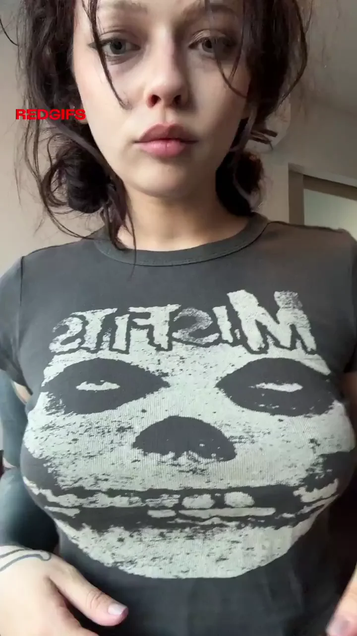 goth boobs reveal
