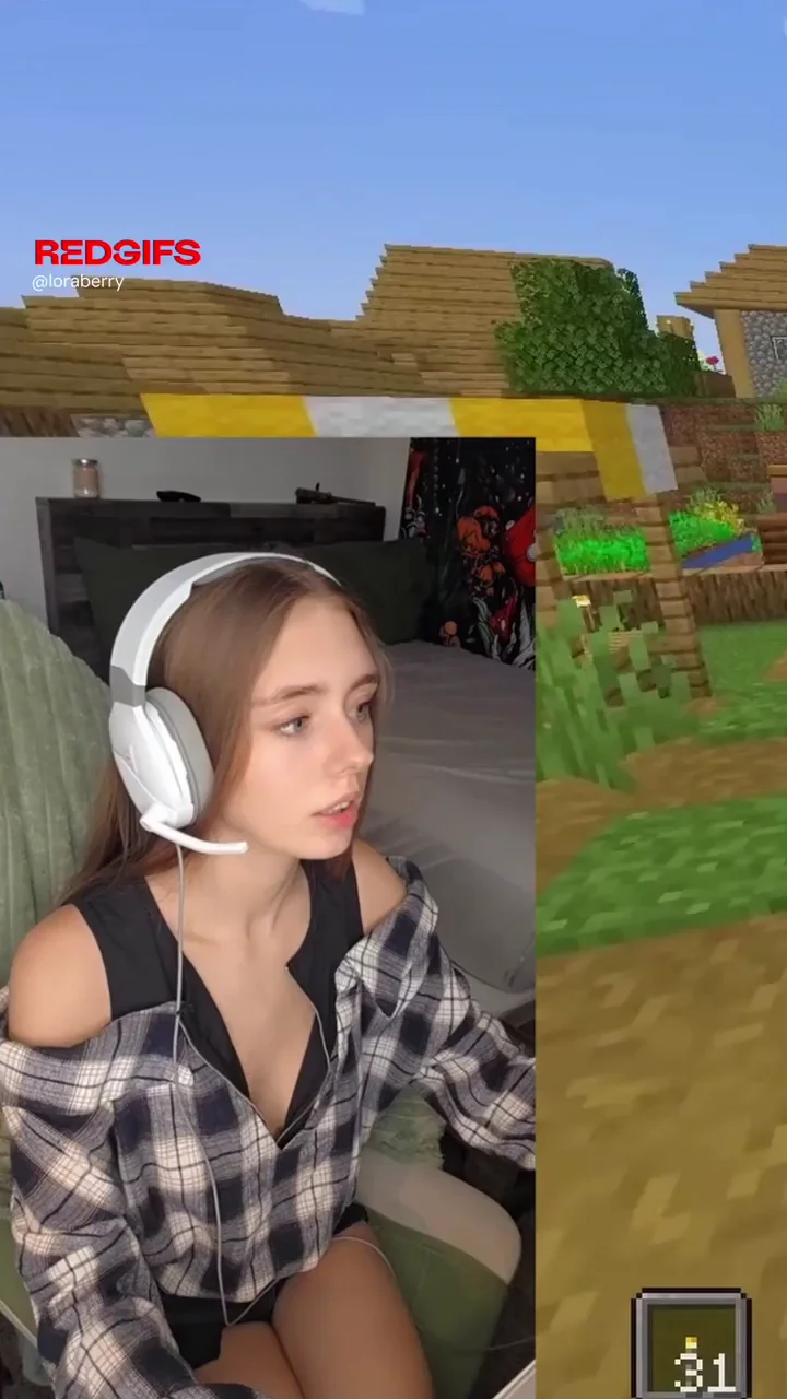 Had a nipslip on stream...