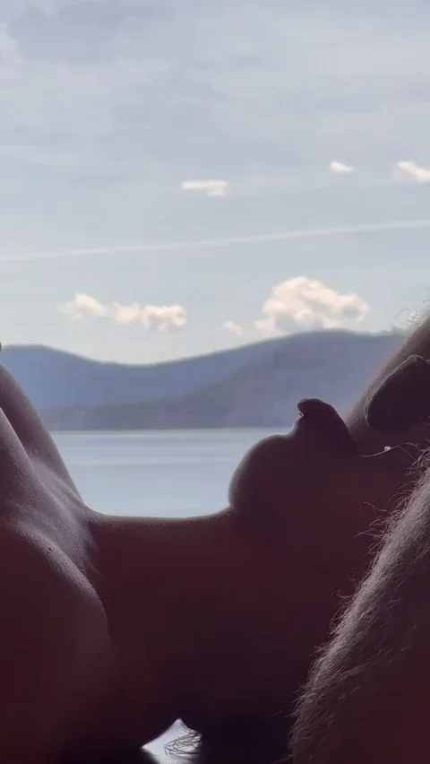 Lake View Throatpie: Swallowing Cum with Mountains in Sight 😍💦🌊
