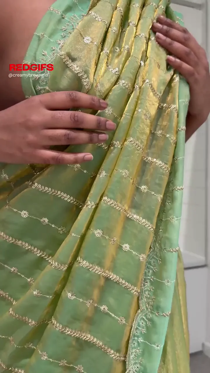 Desi Babe's Massive Saree Tits Tease
