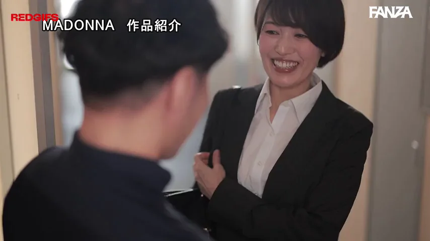 JUR-487 Aunt who came to stay with me on a business trip. I lost my mind when I saw her in her pantyhose after work. Fuyuka Hoshi