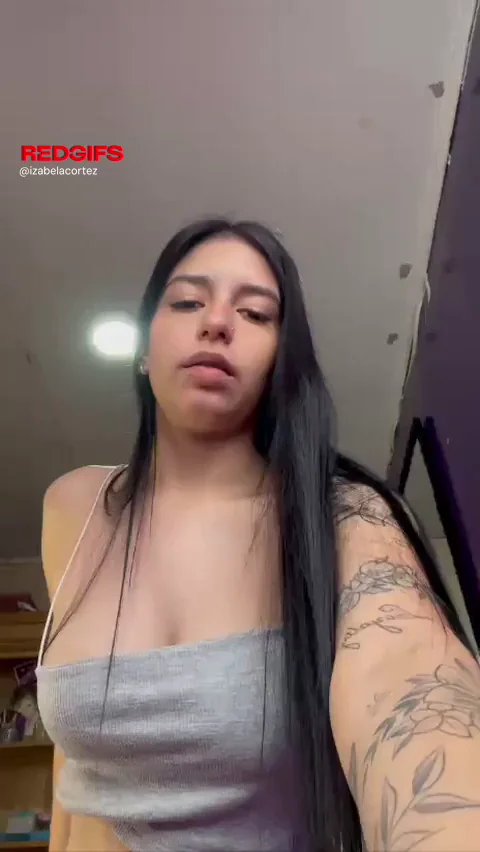 🔥 Every Dude Needs This Hot 18yo Latina Tease 💦