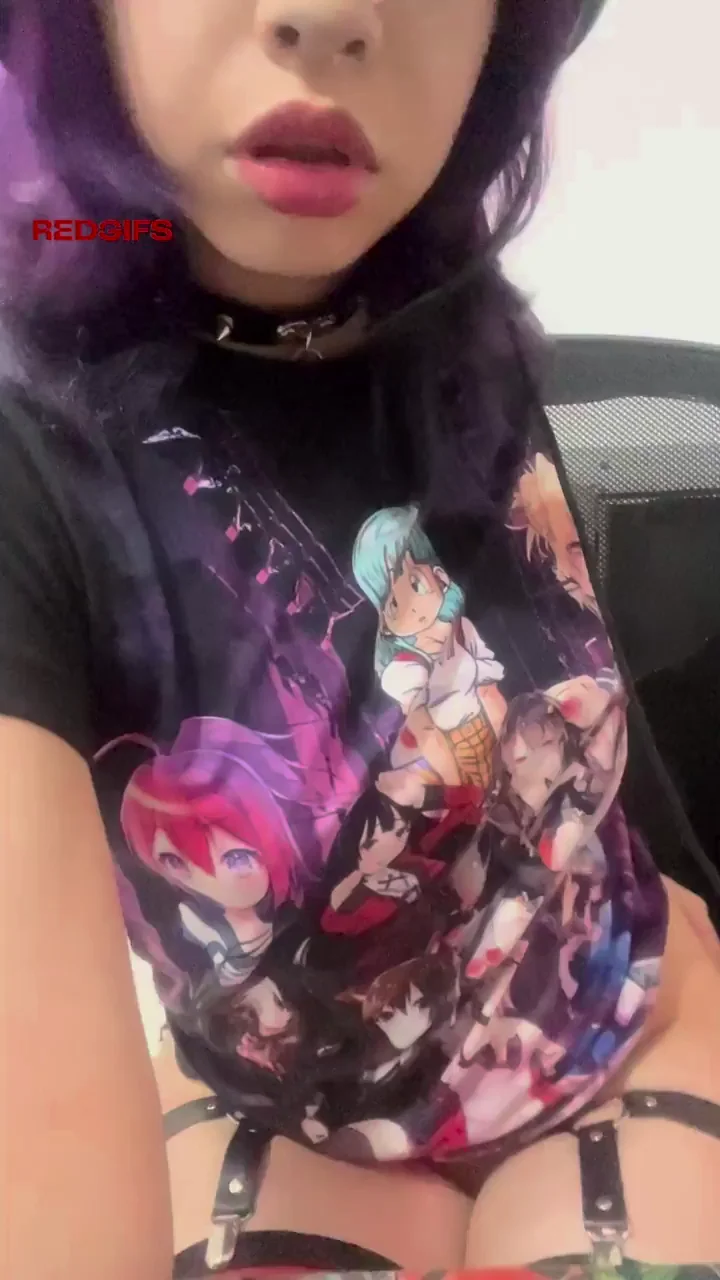 Latina teen with goth overload