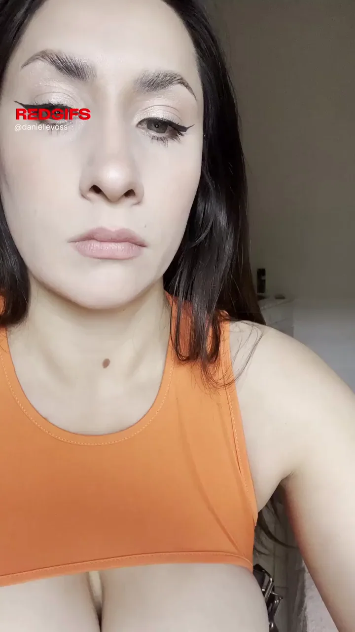 Quiet Latina Girl Next Door Unleashes Her Massive Tits & Juicy Curves 😈🍑