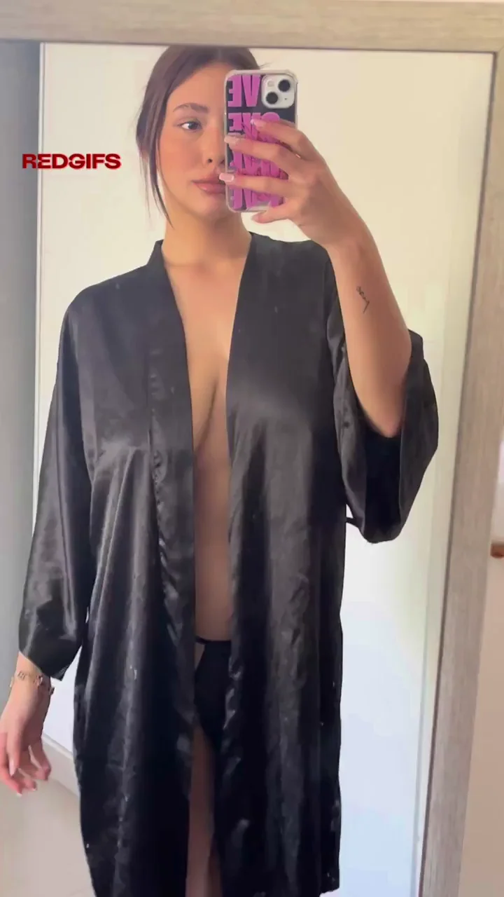 Is my one tit enough to turn you on?