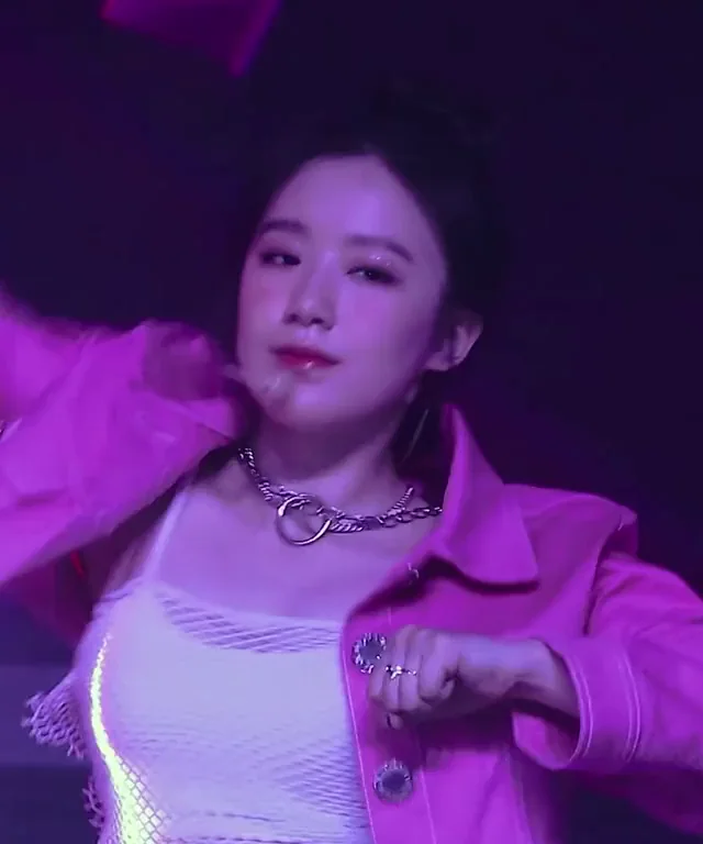 (G)I-DLE - Shuhua
