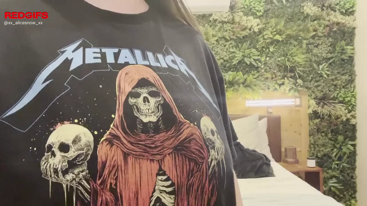 40DDD BBW Wife's Metallica Tee Tit Tease Explosion