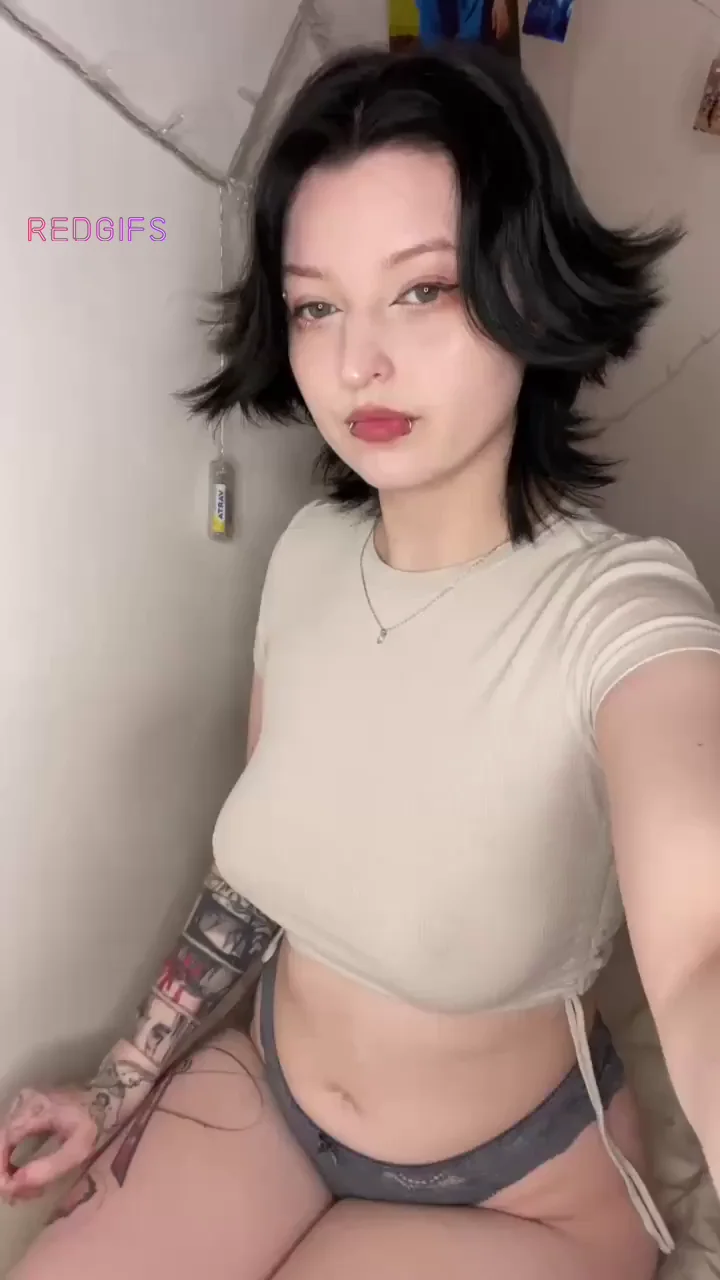 🔥 Short-Haired Slut Teases Tits & Ass - Wanna Strip Her? 😈