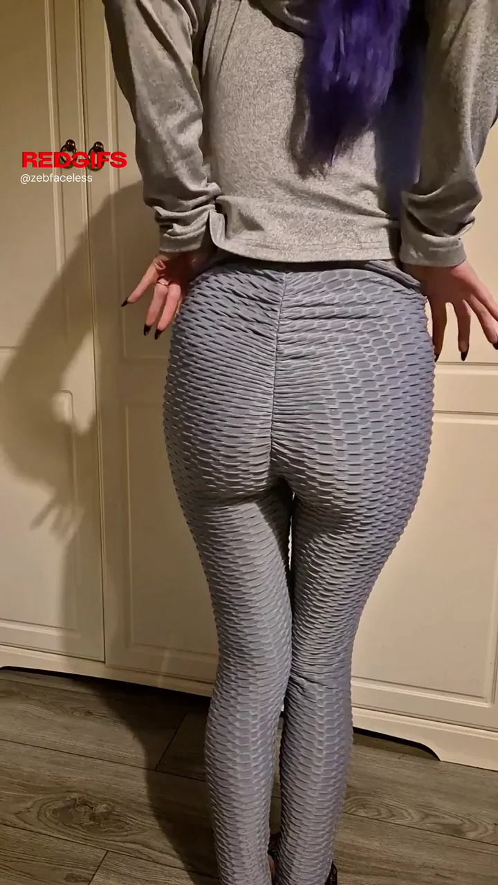Seductive wife's spread and wink for you