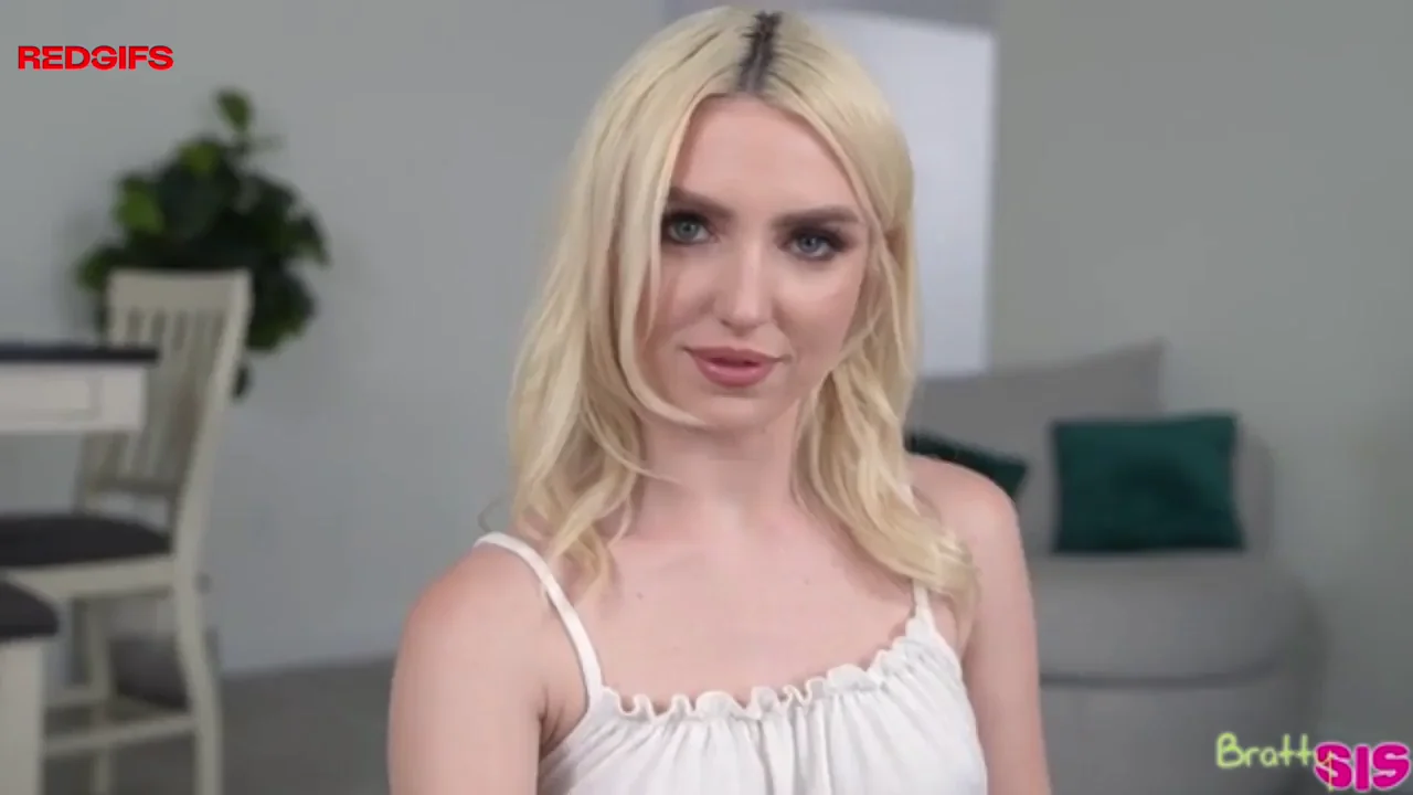 Bratty Sis - S28E12 - Stepsis Versus Moms Vase - Step Porn