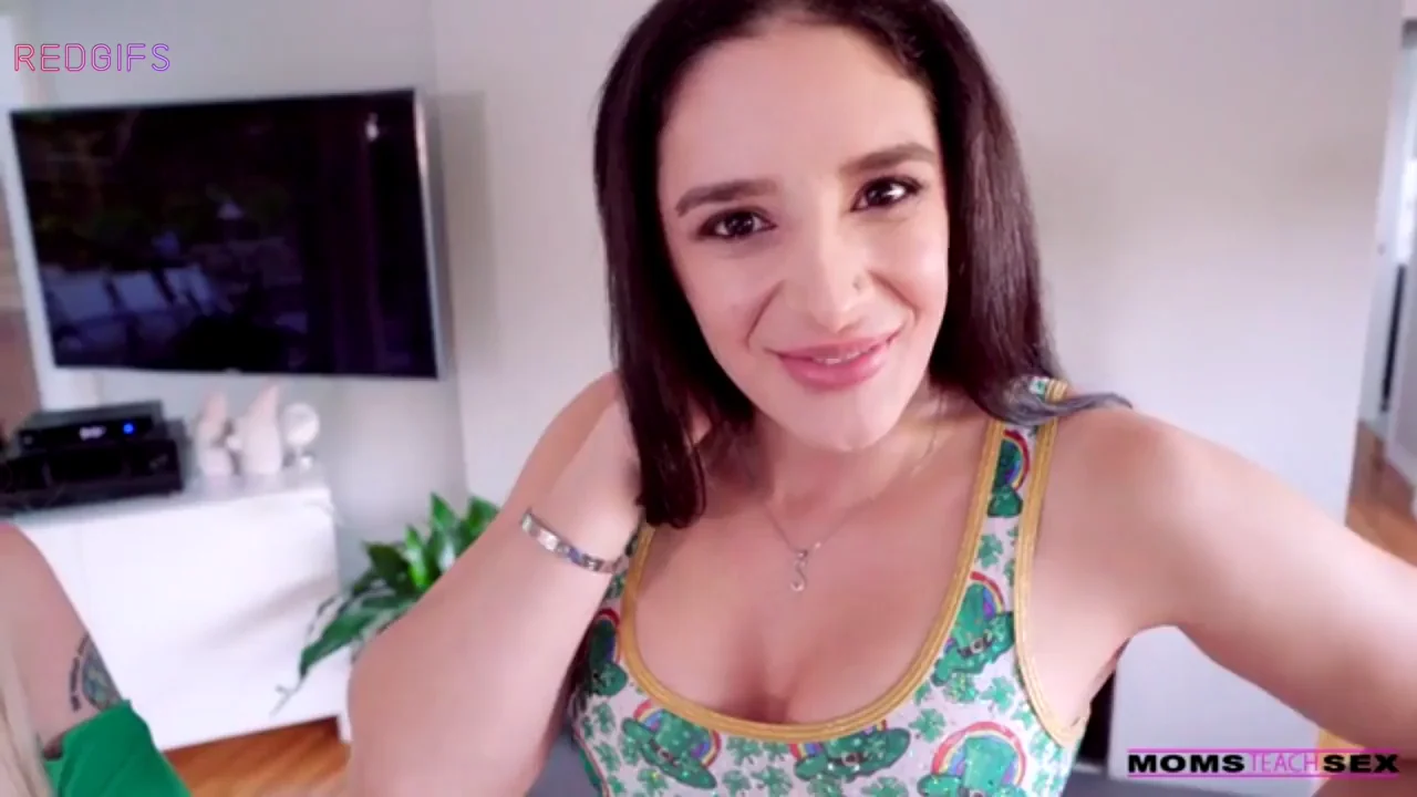Step Son's Lucky Leprechaun Threesome Blowbang