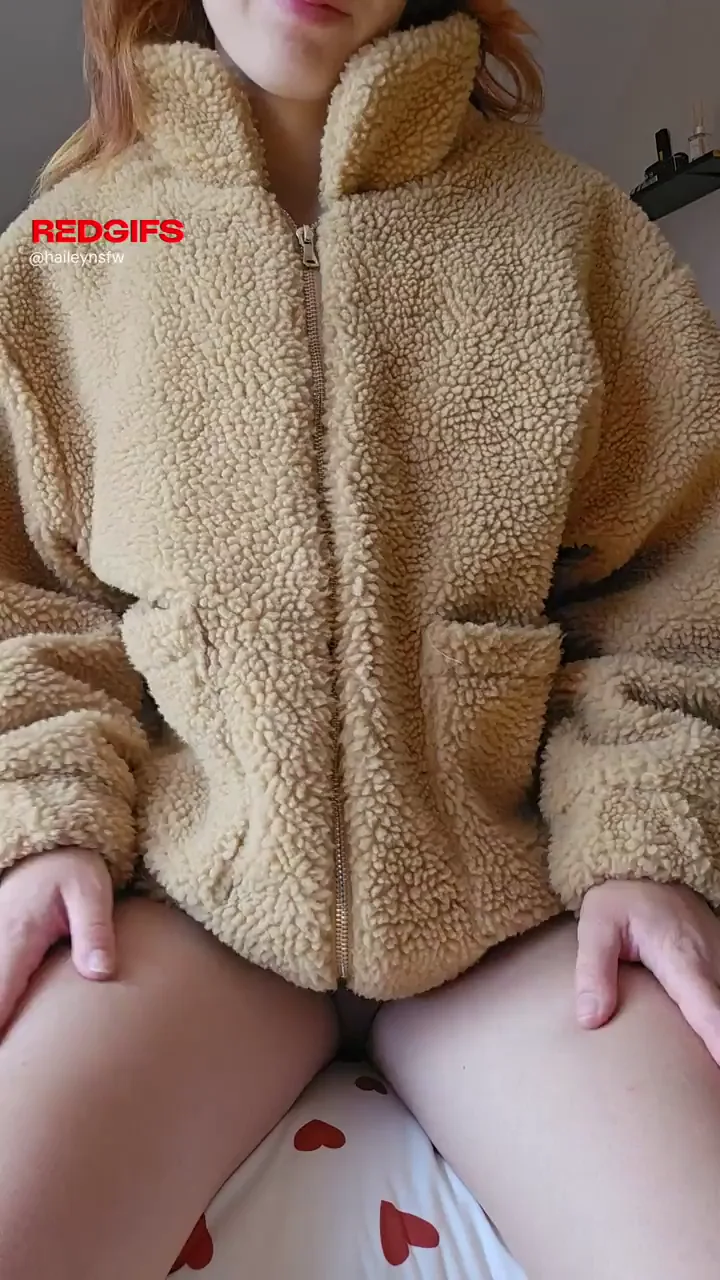 Slipping Off My Cozy Jacket to Tease My Tits 😈🔥