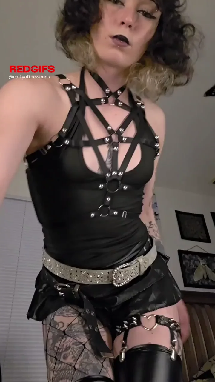 Alt Babe's Easy-Access Harness Titty Tease Strip
