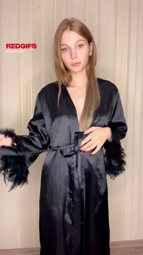 Nude or not?