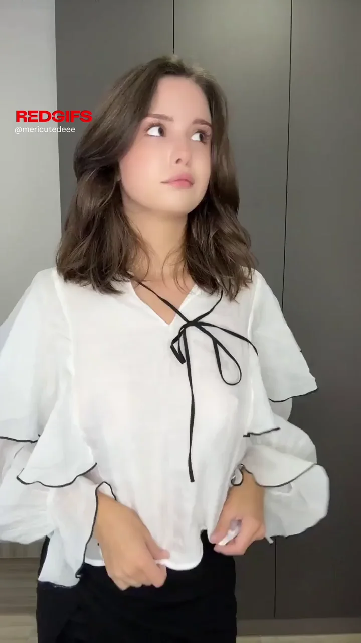 No clothes = no problem
