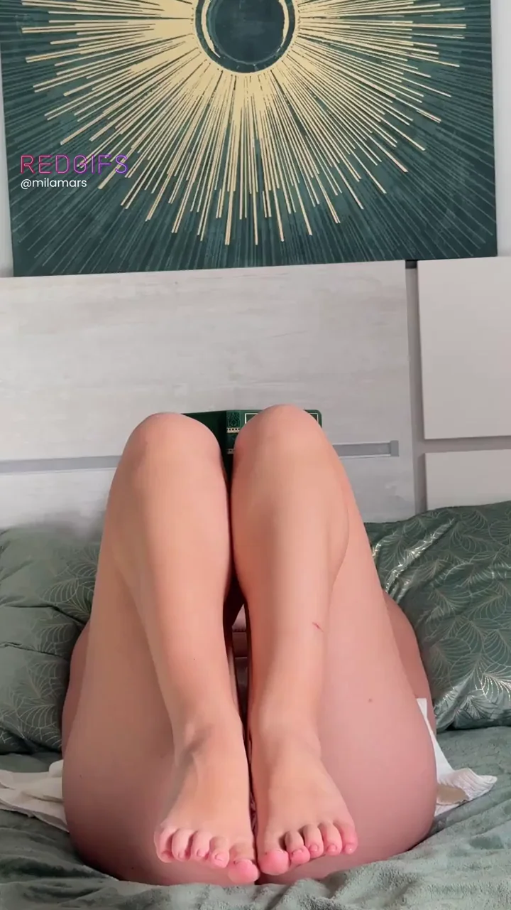 i think my pussy deserve a few licks