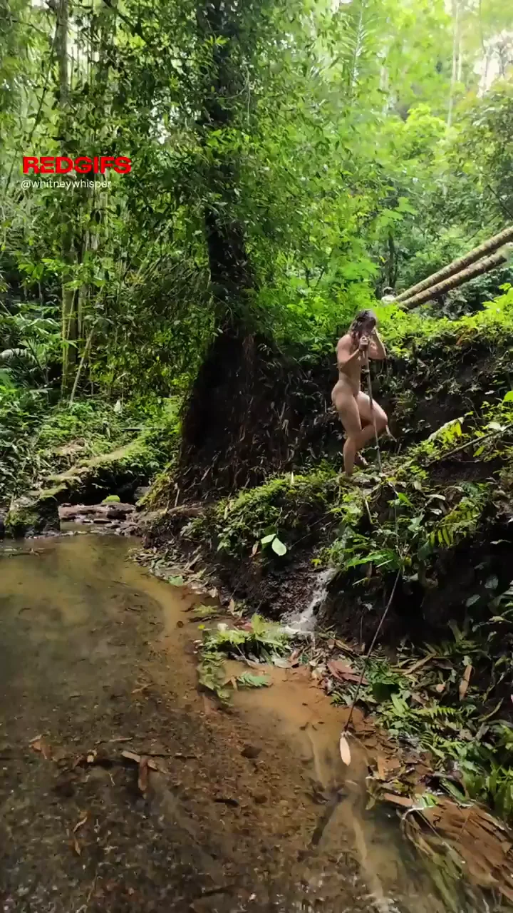 Thick Thighed Slut Hikes Naked in Jungle 😈🌿🍑