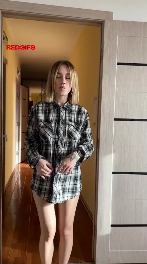 I love organizing naked shows for my friends every day