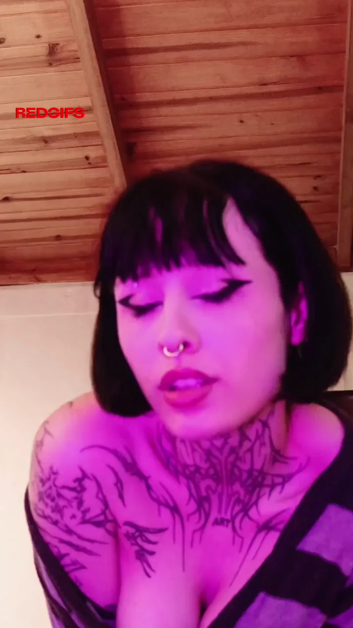 Tiktok goth transitions showing off