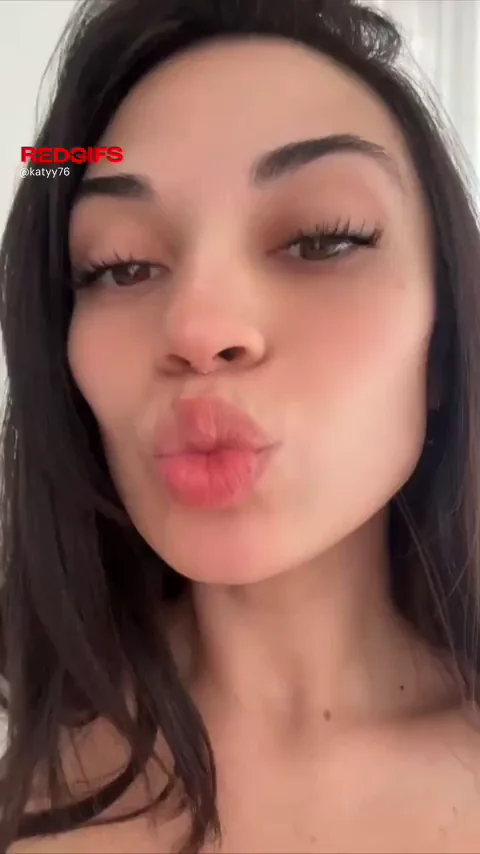 Playing with my tits is the best thing that can happen to you