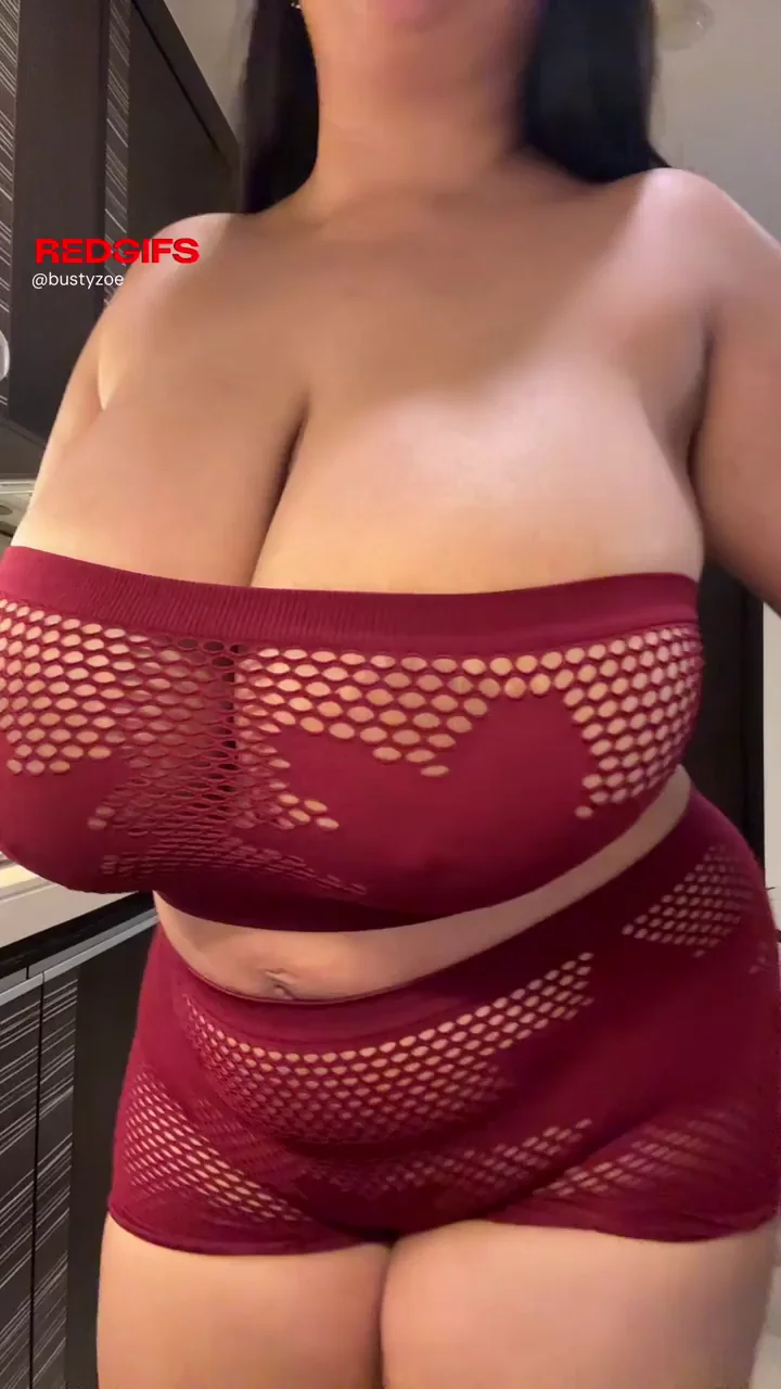 Revealing my huge Asian milkers